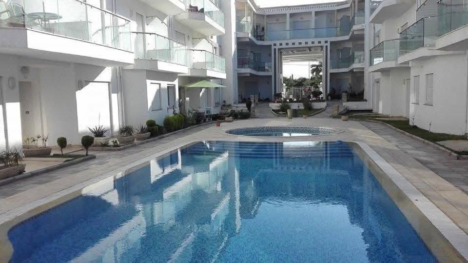 Waterfront Chatt Mariem Apartment